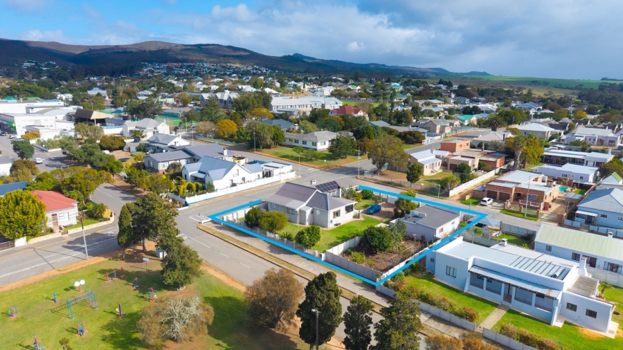 4 Bedroom Property for Sale in Bredasdorp Western Cape